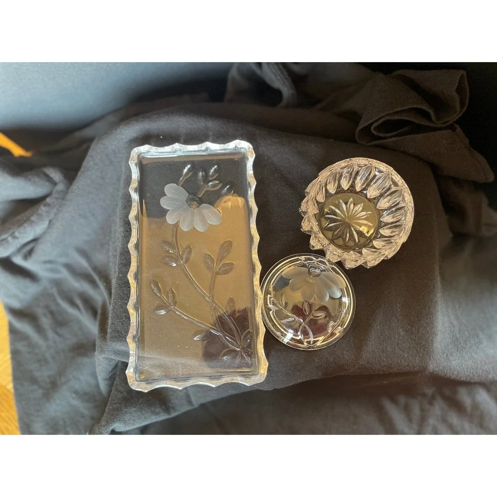Vintage Princess House Frosted Daisy Crystal Trinket Tray and Lidded Jar Set